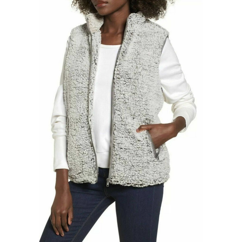 Thread & Supply Women's M Medium Fuzzy Arctic Fleece Sherpa Vest Charcoal Gray